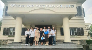 Khoa Công Nghệ Thời Trang đưa sinh viên năm 3 ngành Công nghệ Da Giày đến Công Ty thực tập tốt nghiệp.